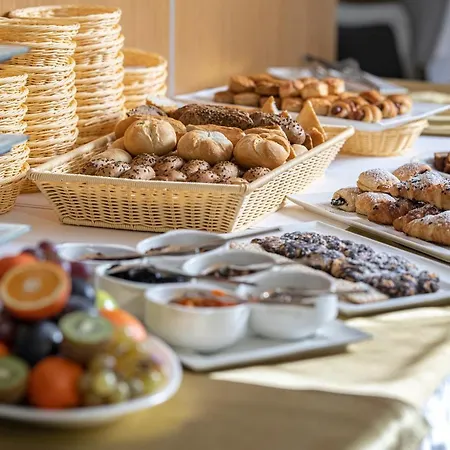 Willis Business & Wellness 4* 佐洛埃格塞格